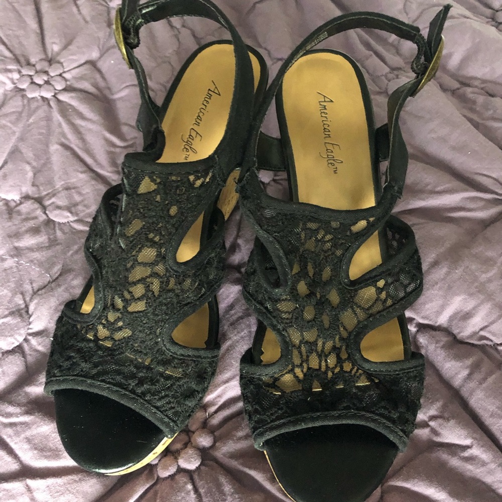 Sandals - Picture 2 of 4